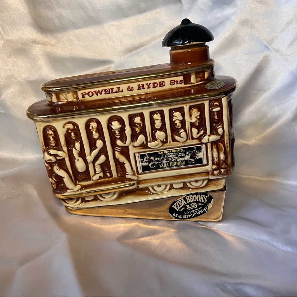 Vintage: Ezra Brooks • SF Cable Car‎ Whiskey Bottle